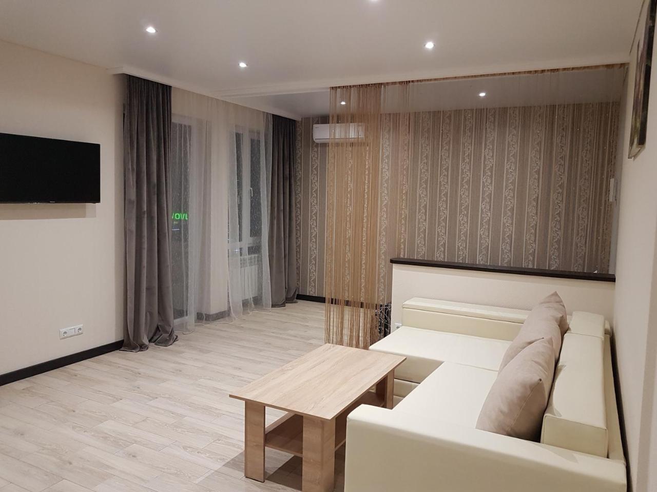 Apartment Near The Airport Kiev Zhulyany Киев Жуляны С Гидромассажной Ванной Vyshneve Ngoại thất bức ảnh